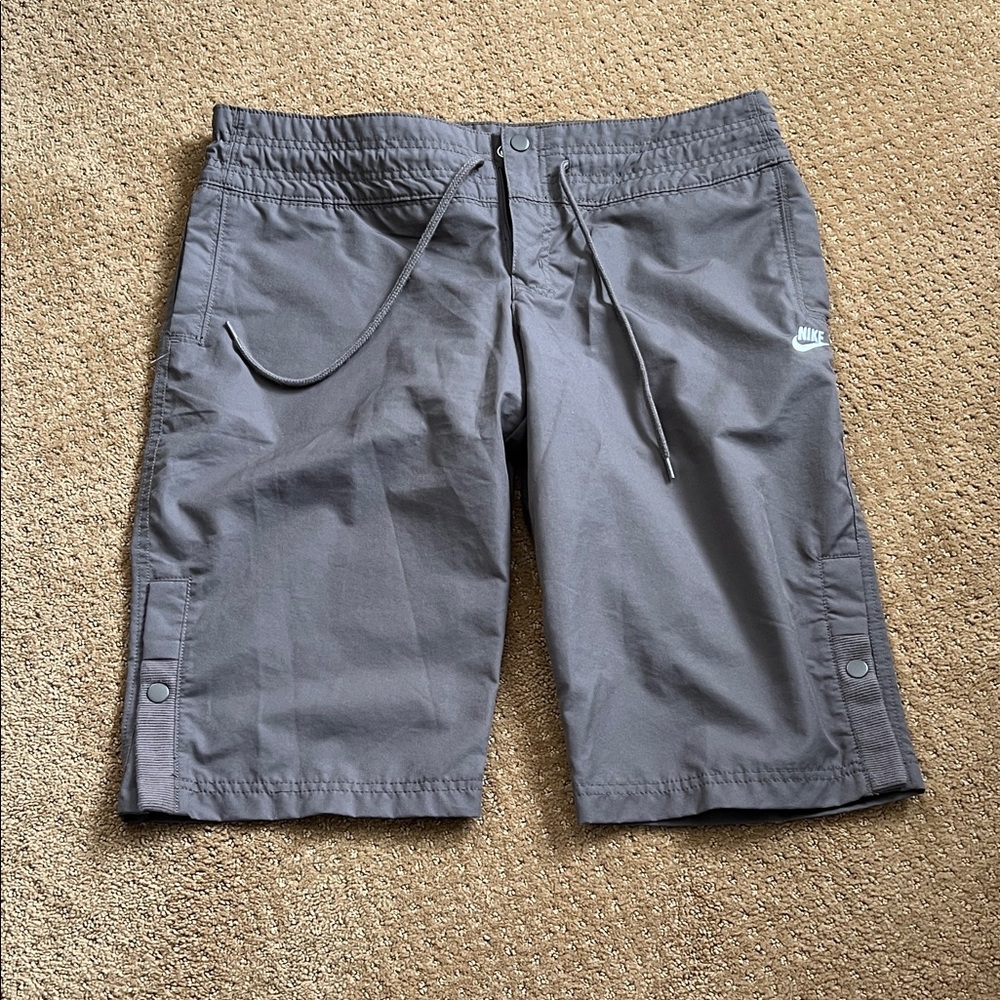 Nike Women’s Athletic Sportswear Brown Shorts M 8-10
